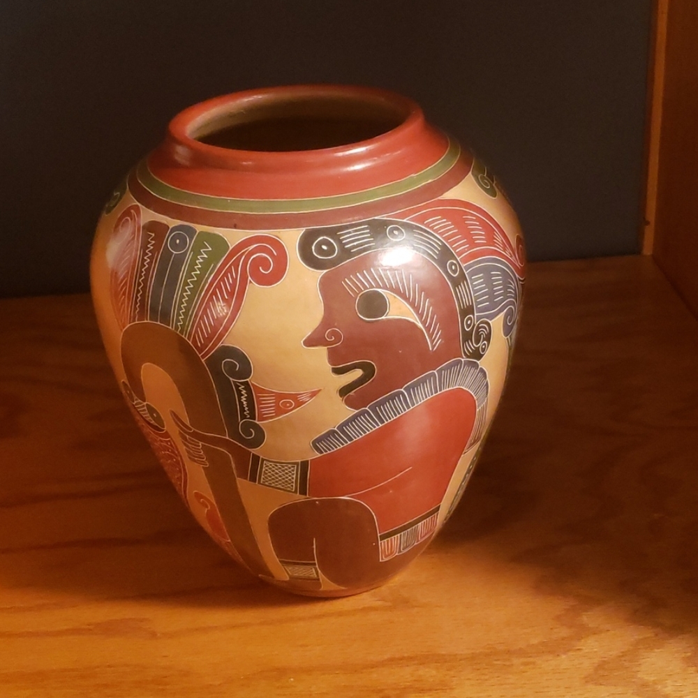 Hand Made Clay Decor Vase from Nicaragua - Picture 1 of 4